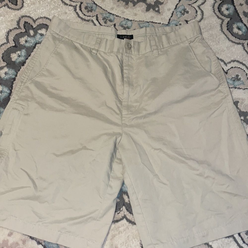 Izod XFG shorts 